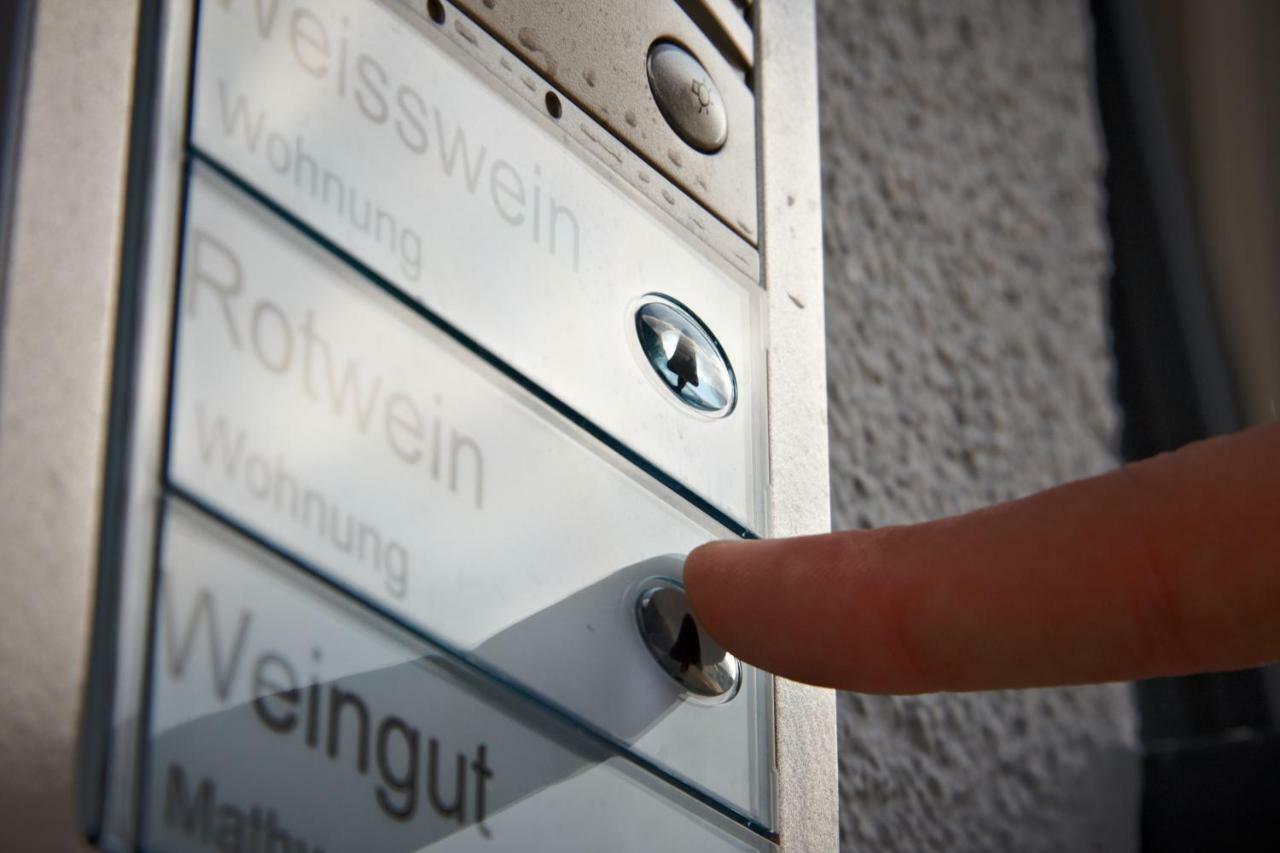 Gaestehaus Weingut Mathy-Schanz Osann-Monzel Bagian luar foto